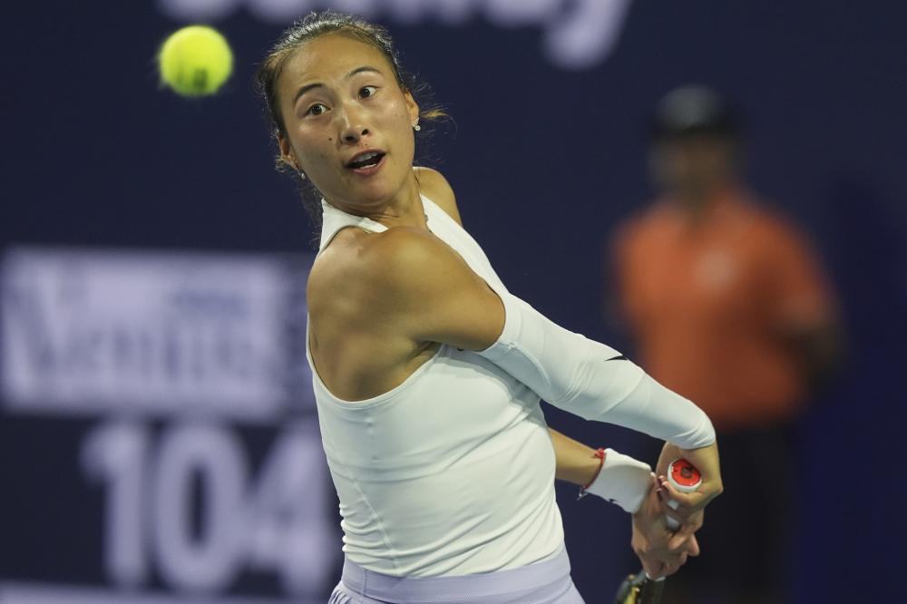 欧冠半场：阿纳别科夫屡送神扑，凯拉特0-0奥林匹亚科斯